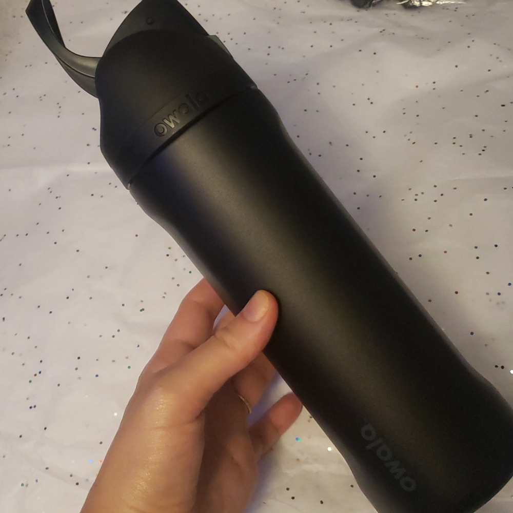 Owala Hot and Cold Liquids Canteen with straw